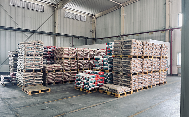 立邦內(nèi)墻膩?zhàn)佣嗌馘X一噸?